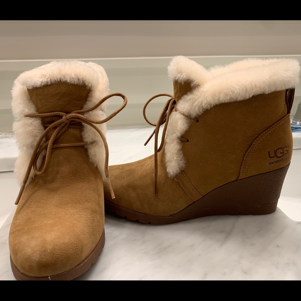 New UGG - Wedge Boots